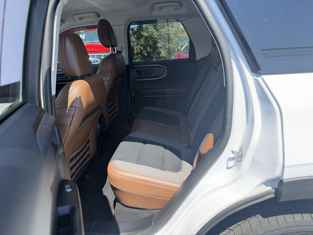 Certified 2022 Ford Bronco Sport Outer Banks AWD/4WD image 11
