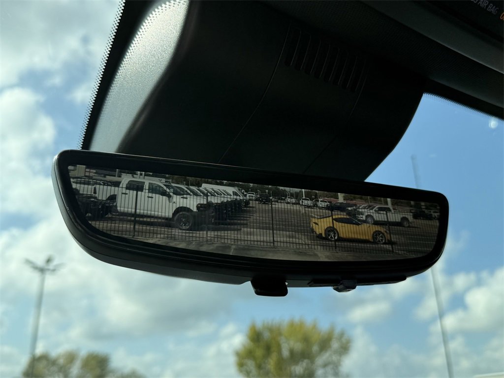 Used 2023 Chevrolet Silverado 1500 ZR2 w/ Technology Package image 21