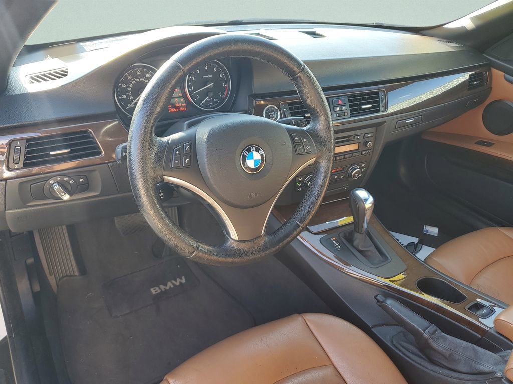 Used 2009 BMW 328i Convertible image 14
