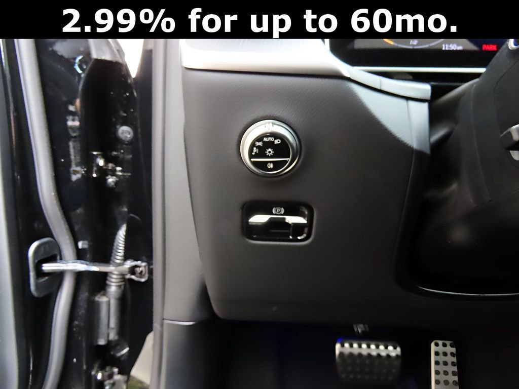 Certified 2025 Mercedes-Benz GLC 43 AMG 4MATIC image 39