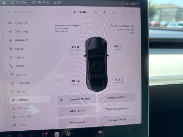 Used 2022 Tesla Model Y Long Range AWD/4WD image 12