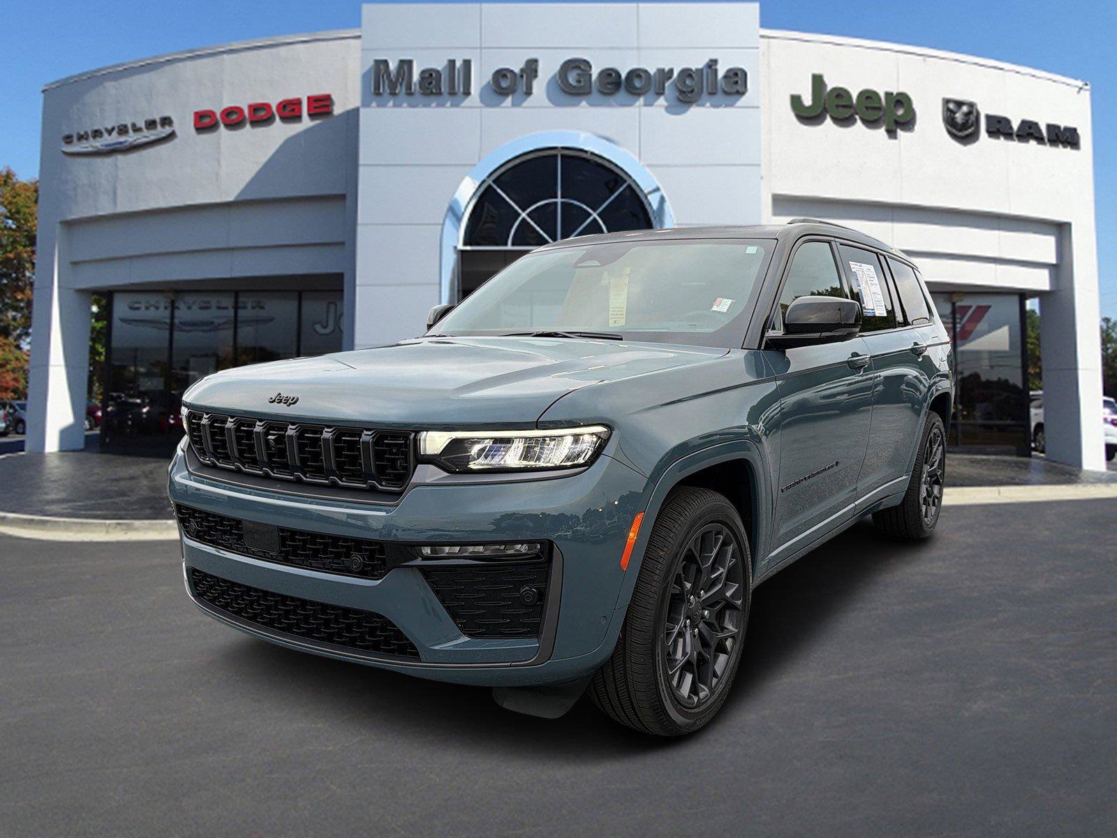 Used 2026 Jeep Grand Cherokee L Summit w/ Obsidian Package