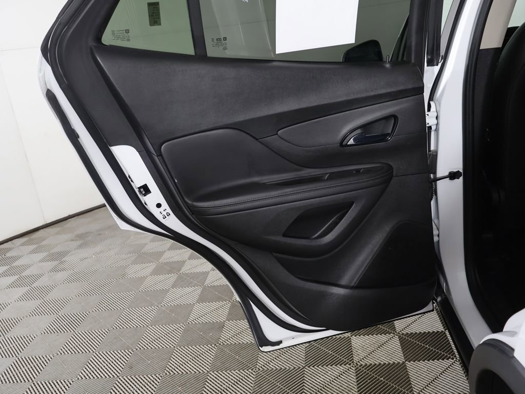 Used 2022 Buick Encore Preferred w/ Safety Package FWD image 20