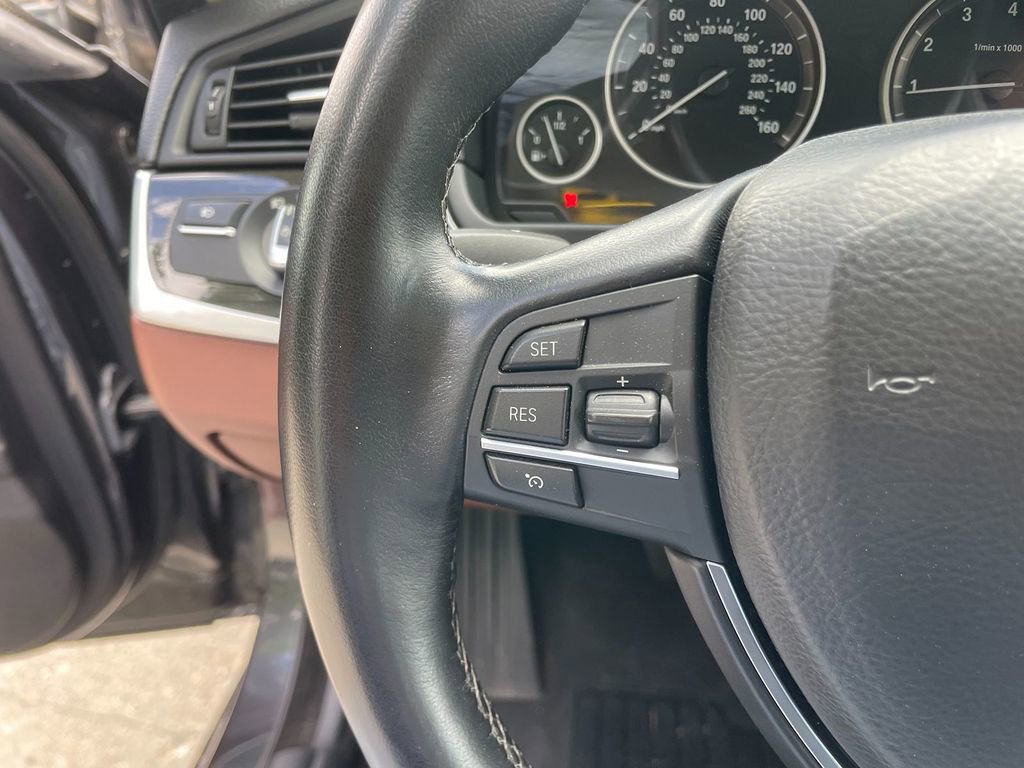 Used 2015 BMW 528i xDrive Sedan AWD/4WD image 16