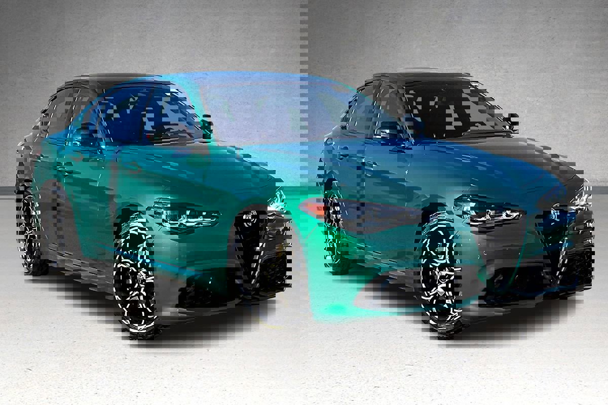 New 2025 Alfa Romeo Giulia w/ Driving Assist Package image 2