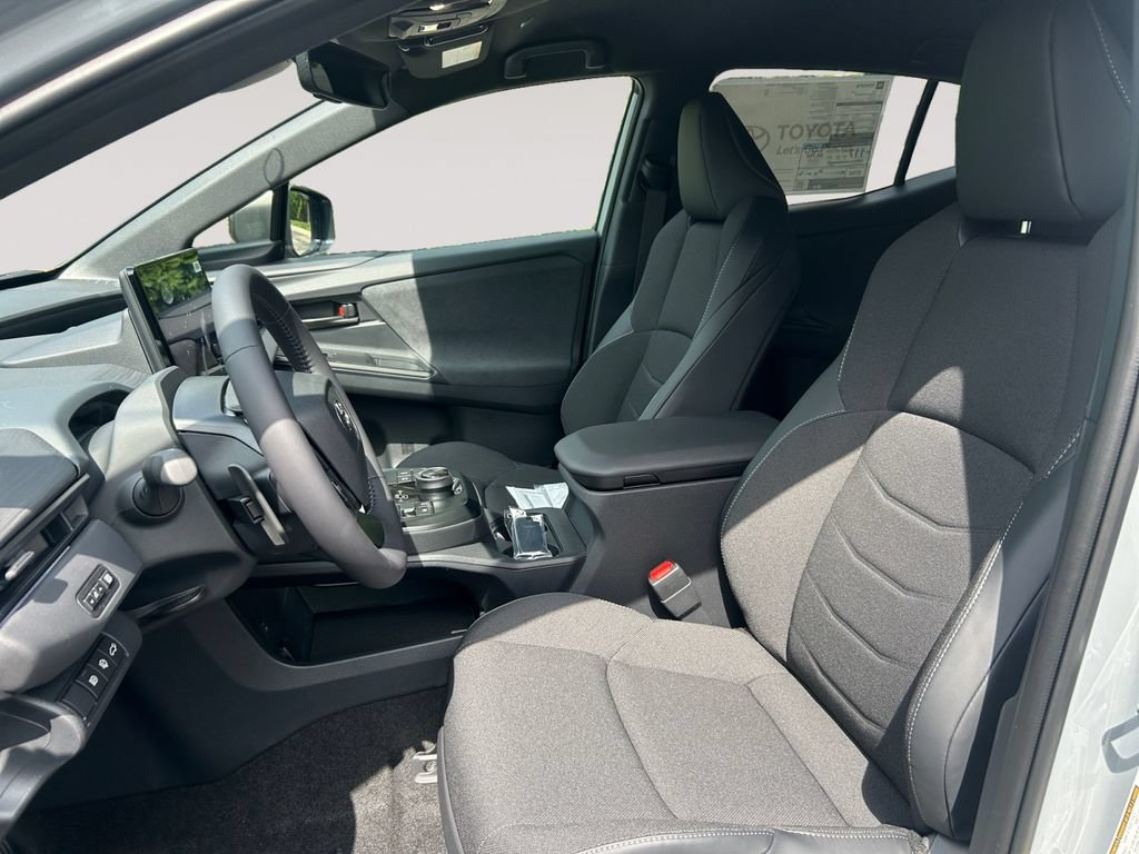 New 2026 Toyota C-HR AWD/4WD image 9
