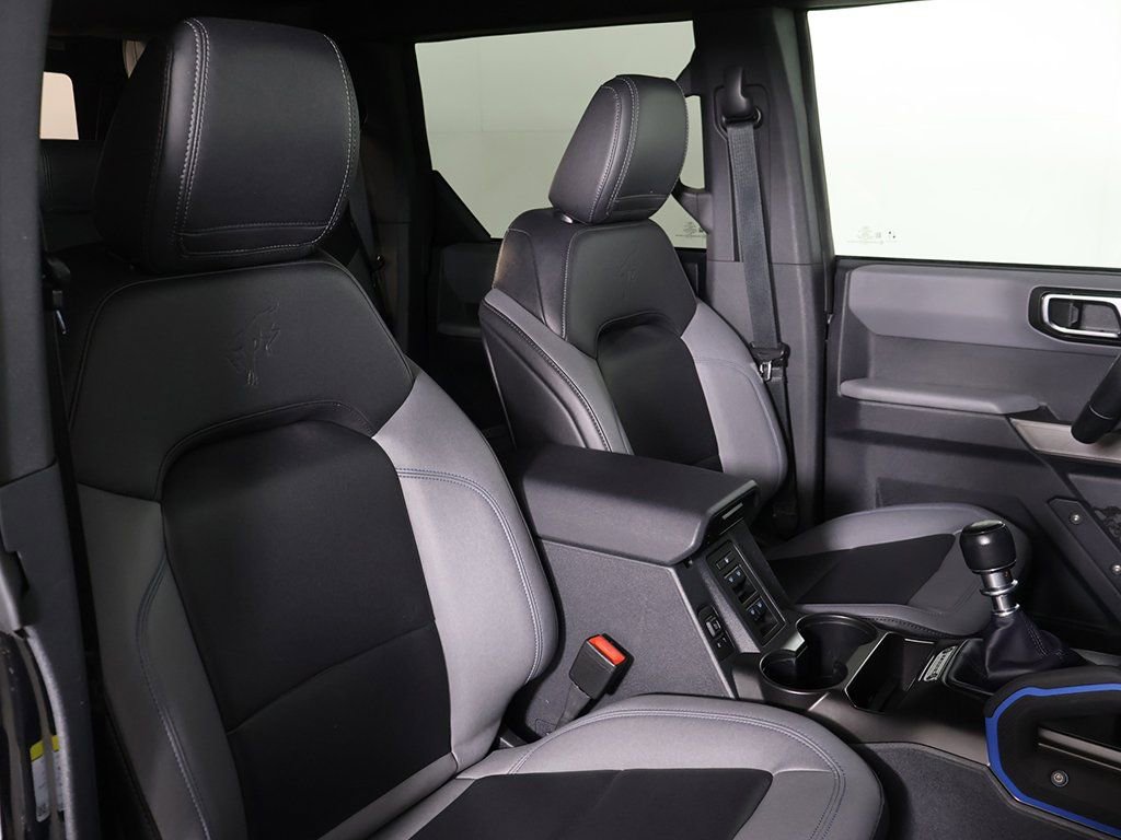 Used 2021 Ford Bronco Black Diamond image 24