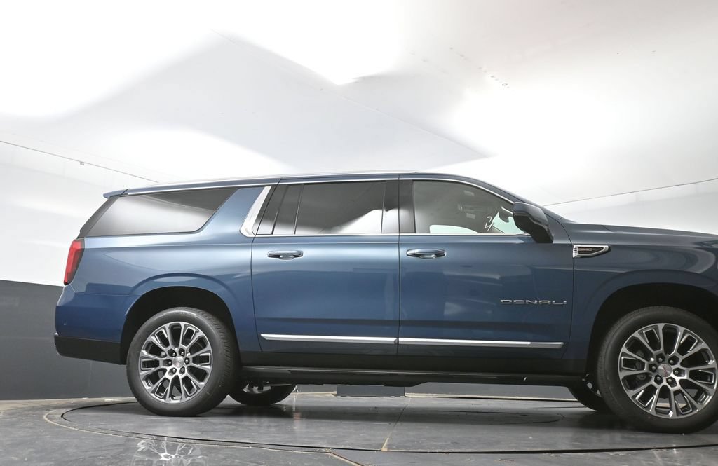 New 2026 GMC Yukon XL Denali w/ LPO, Floor Liner Package AWD/4WD image 50