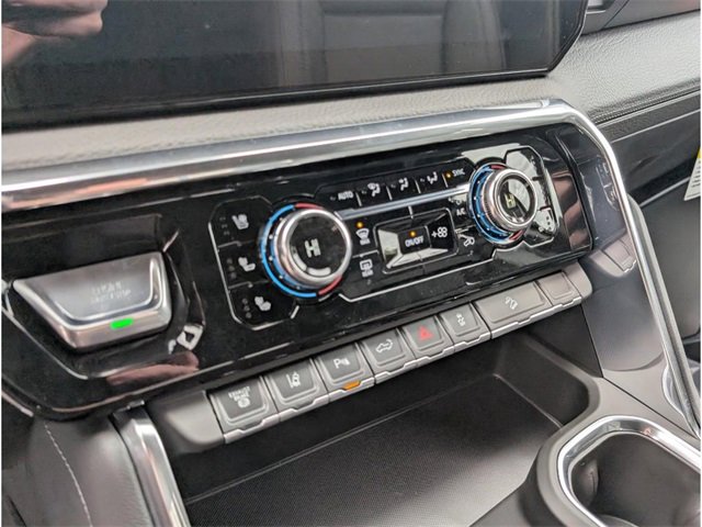 New 2026 GMC Sierra 3500 Denali w/ Denali Reserve Package image 22