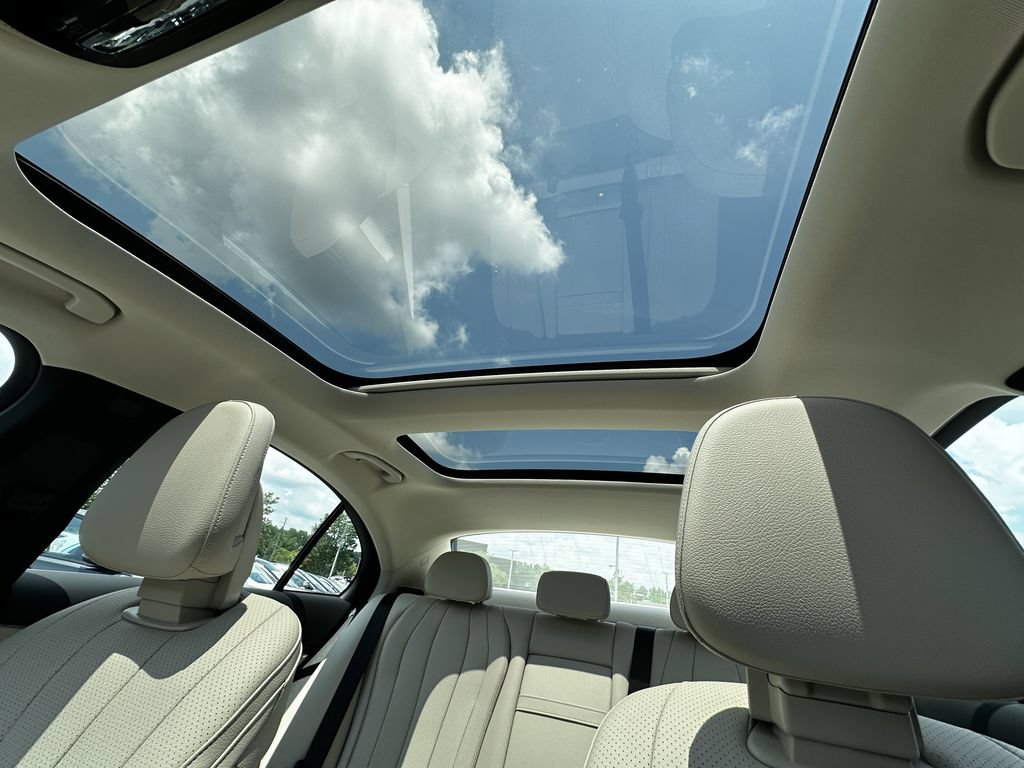Certified 2024 Mercedes-Benz E 350 4MATIC Sedan image 34