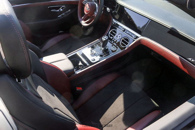 Used 2024 Bentley Continental GT S image 16