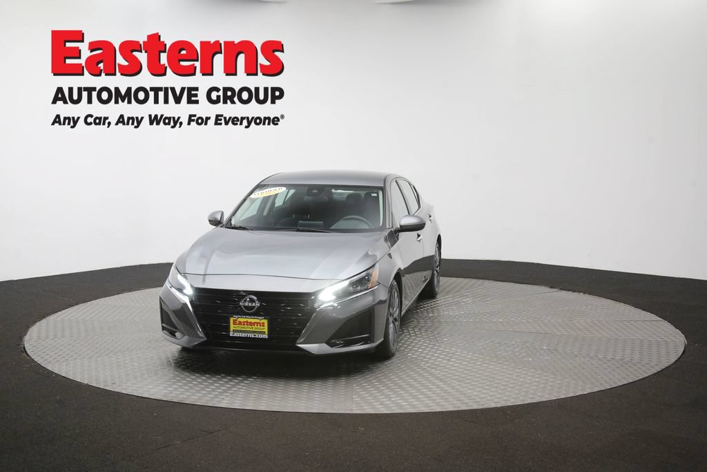 Used 2023 Nissan Altima 2.5 SV FWD image 53
