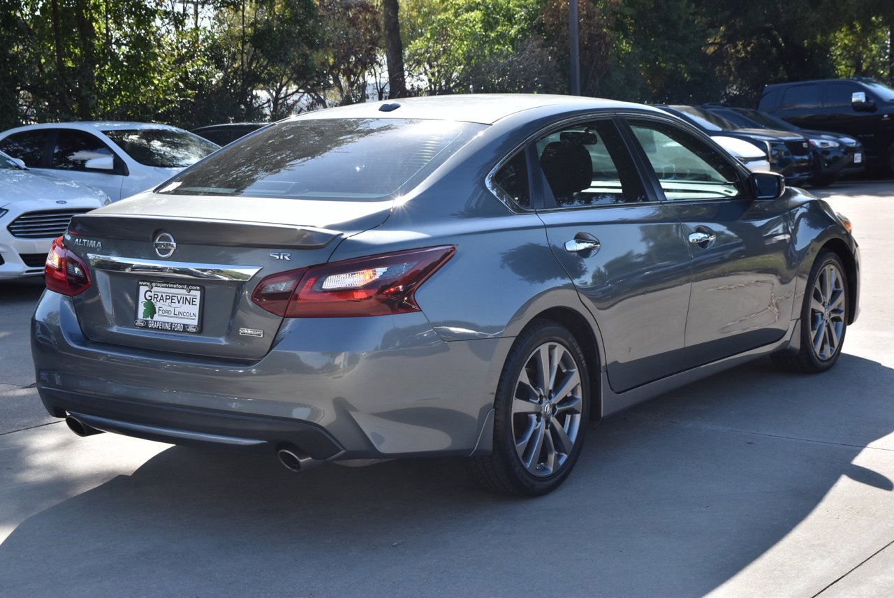 Used 2018 Nissan Altima 2.5 SR w/ SR Special Edition FWD image 8