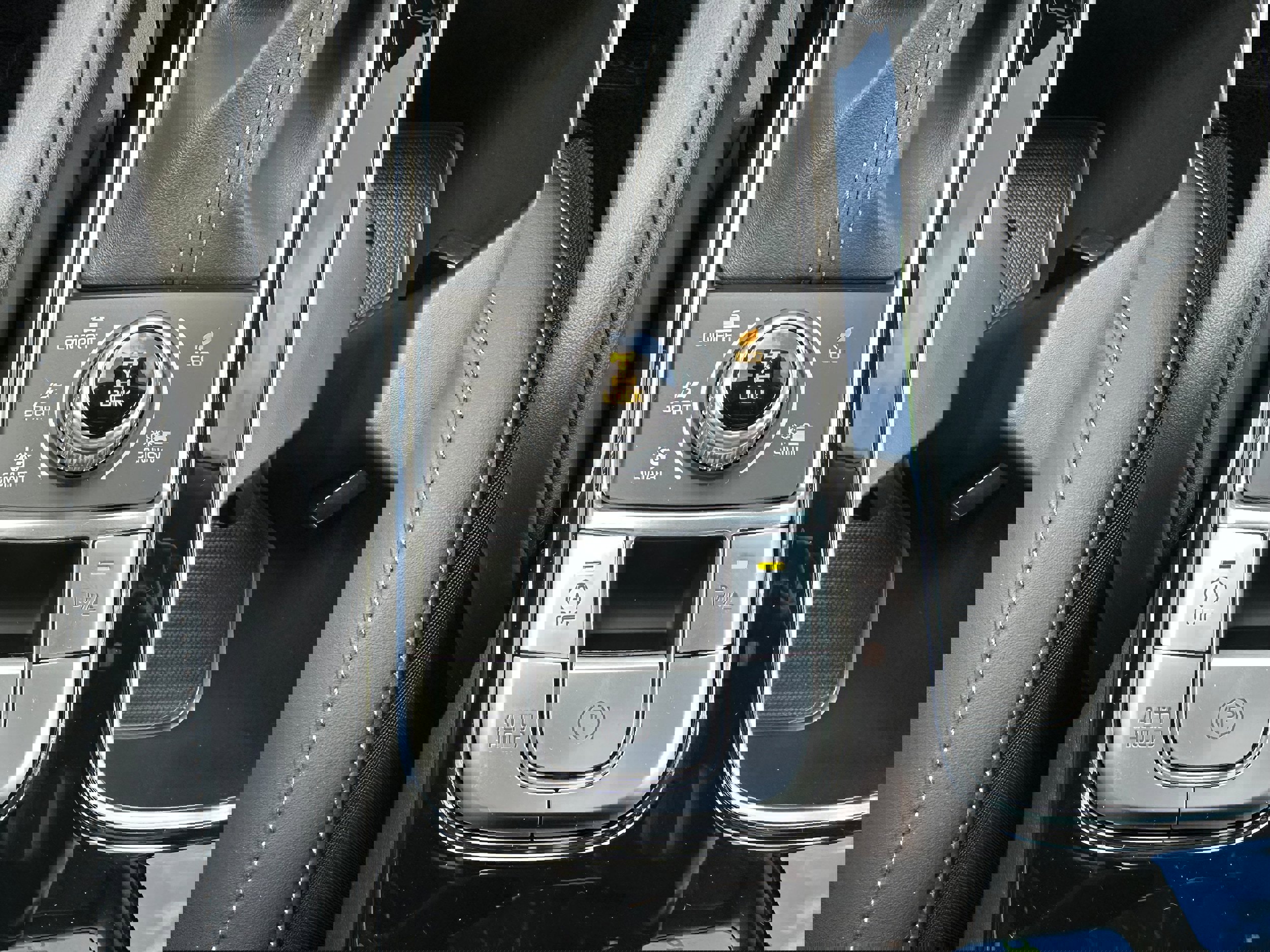 New 2025 Kia Telluride S image 43