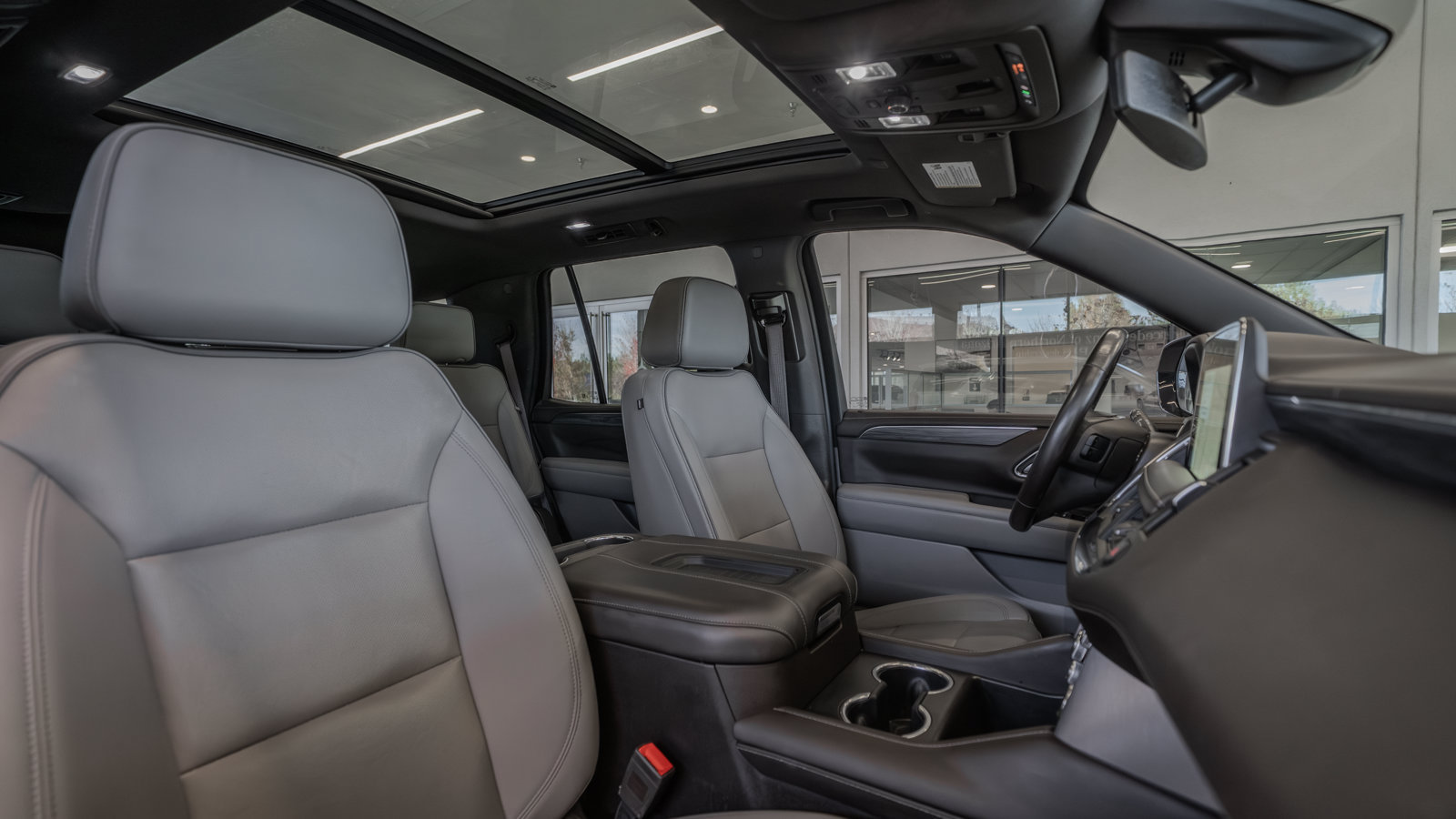 Used 2022 GMC Yukon SLT w/ SLT Premium Package AWD/4WD image 33