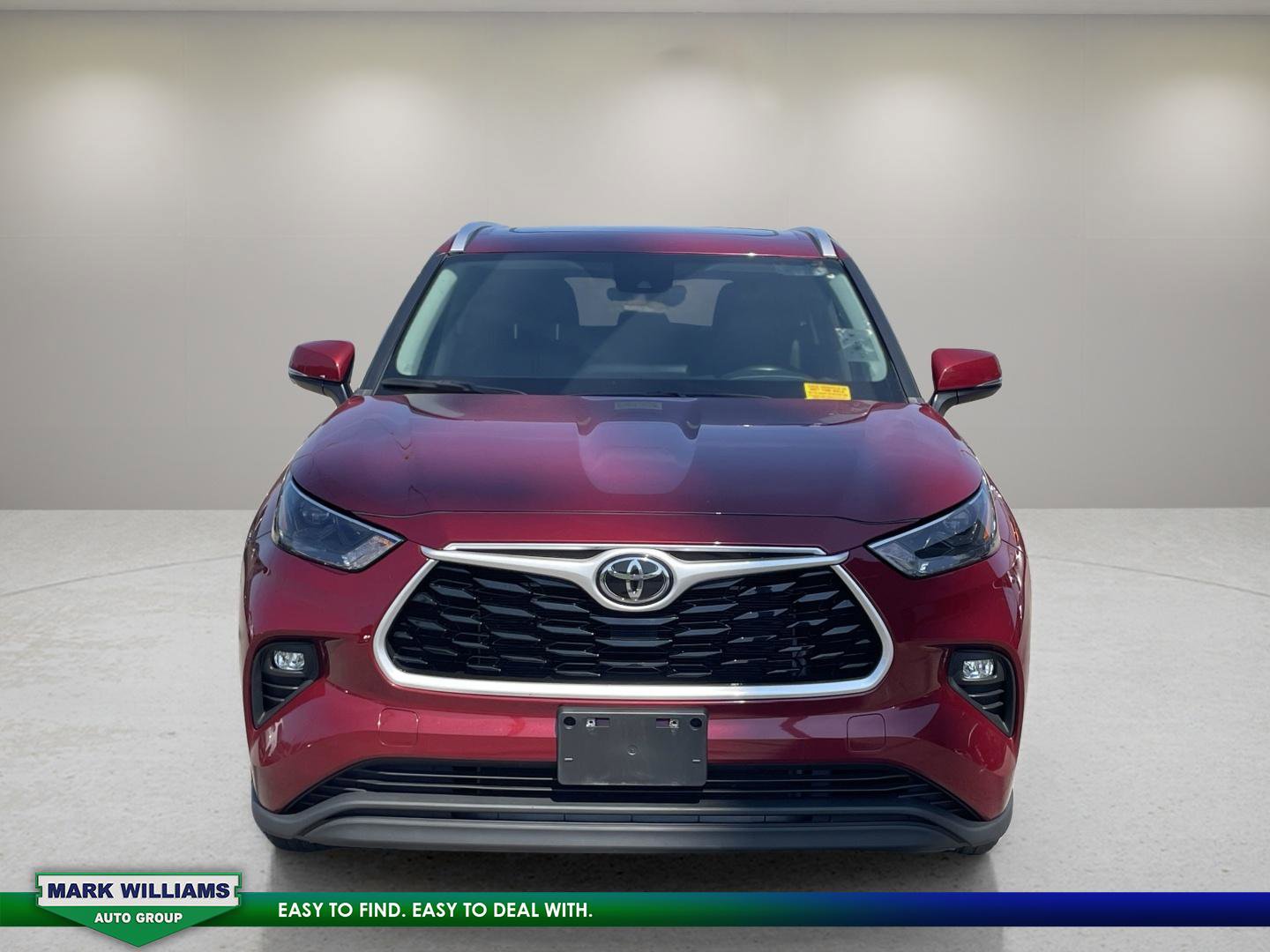 Used 2022 Toyota Highlander XLE image 7