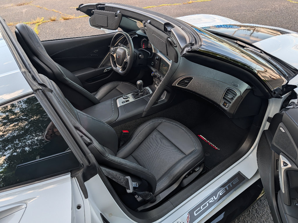 Used 2018 Chevrolet Corvette Grand Sport RWD image 13