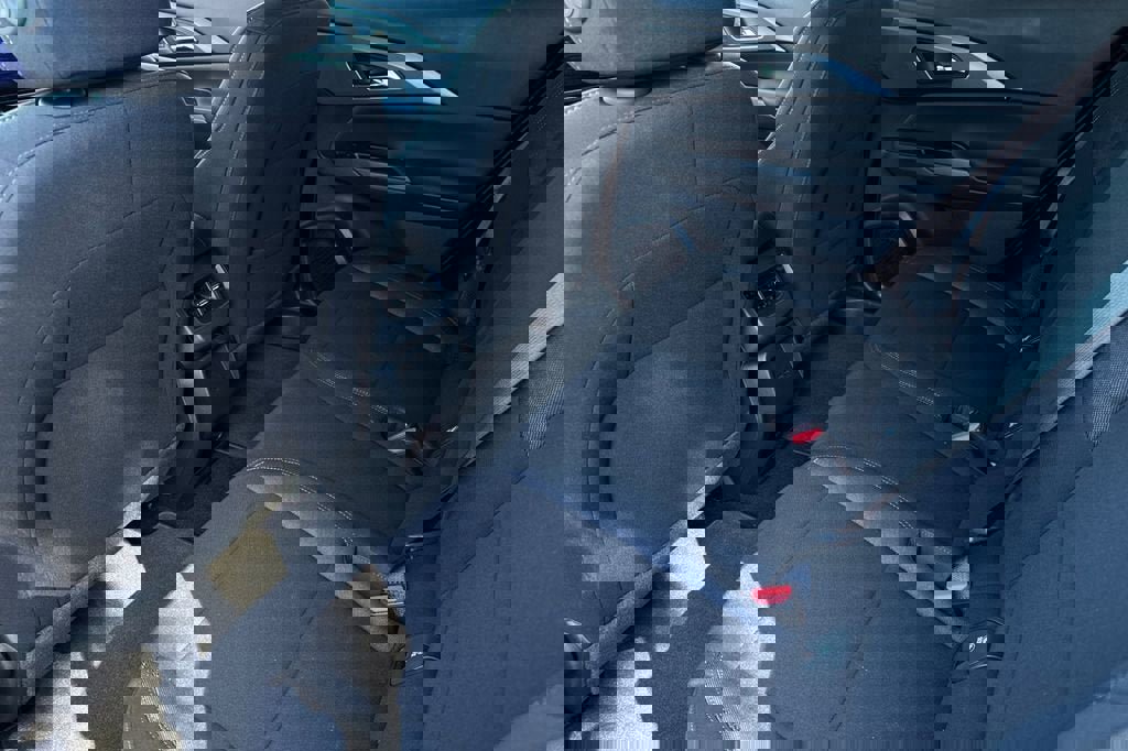 New 2026 Chevrolet Equinox EV LT w/ LPO, Blackout Package image 12