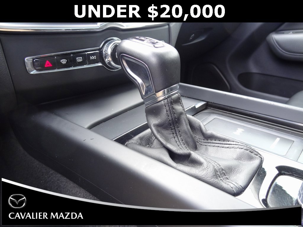 Used 2018 Volvo XC60 T6 Momentum w/ Convenience Package image 35