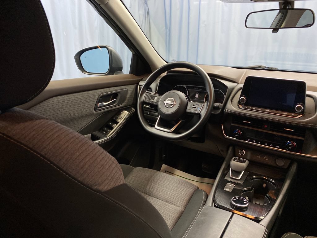 Used 2023 Nissan Rogue SV AWD/4WD image 36