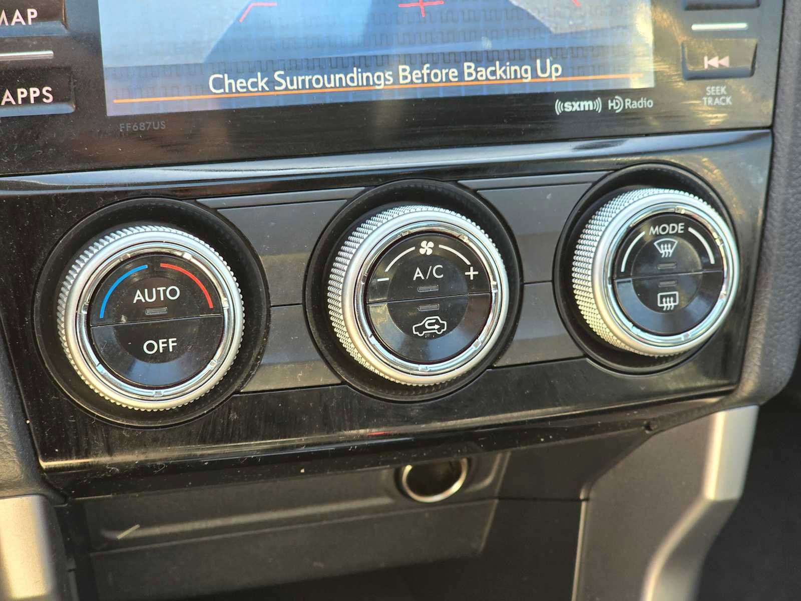 Used 2016 Subaru Forester 2.5i Limited AWD/4WD image 32