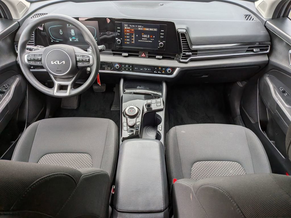 Used 2023 Kia Sportage LX image 19