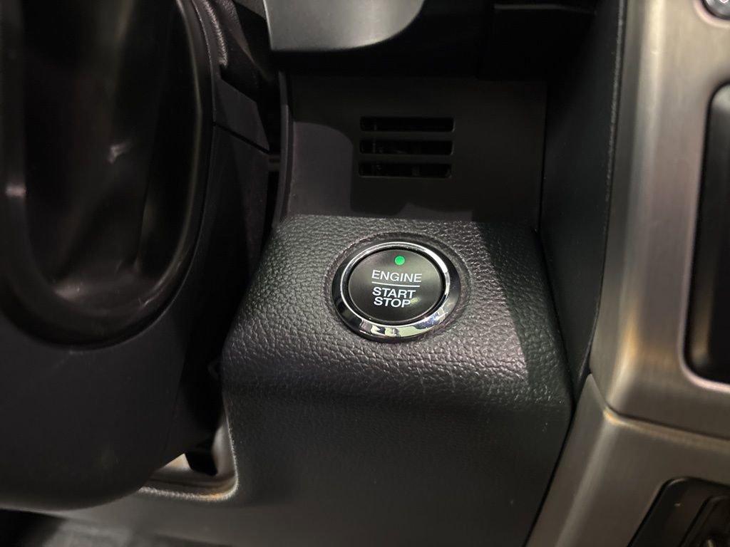 Used 2022 Ford F450 Platinum w/ FX4 Off-Road Package image 27