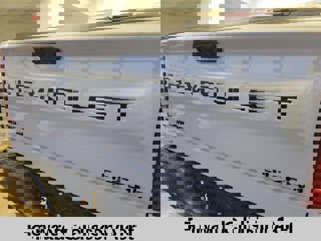 New 2026 Chevrolet Silverado 1500 Custom Trail Boss w/ Dark Appearance Package image 9