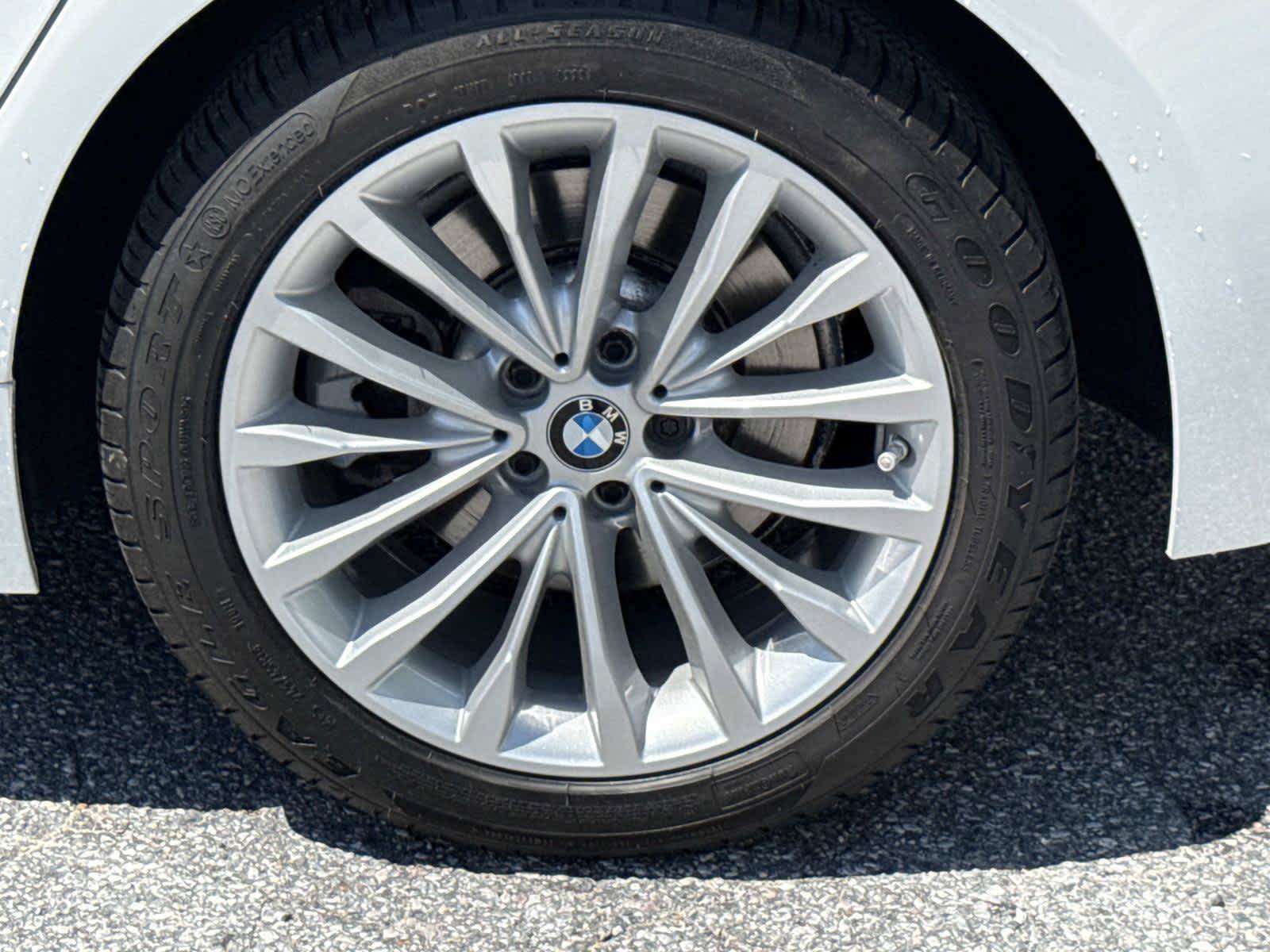 Used 2023 BMW 530i xDrive w/ Convenience Package AWD/4WD image 23