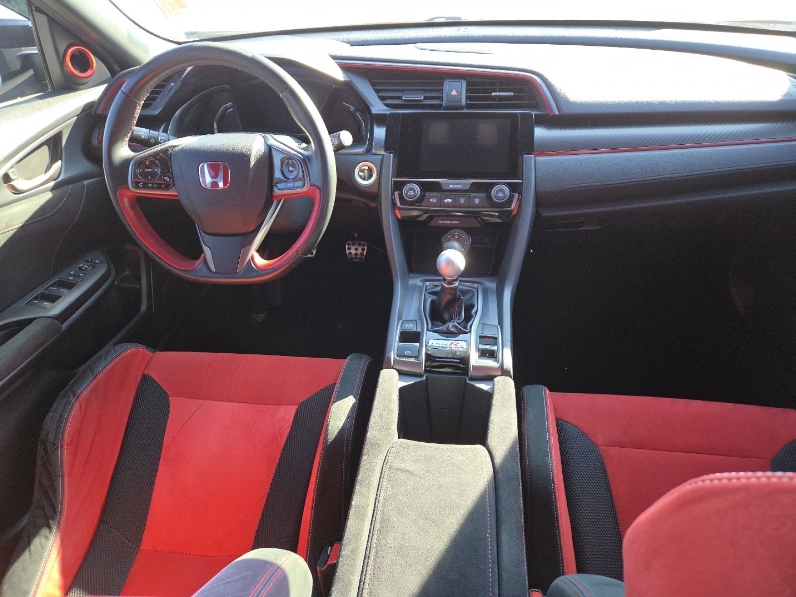 Used 2018 Honda Civic Type R image 23