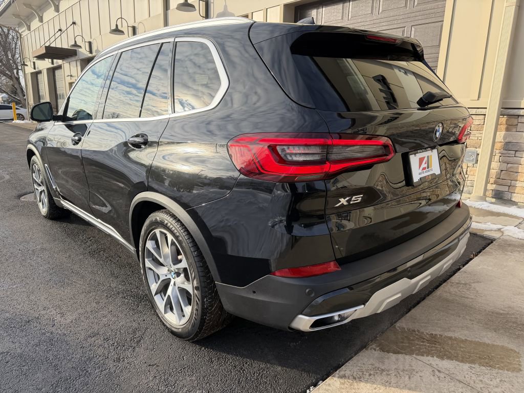 Used 2019 BMW X5 xDrive40i w/ Convenience Package image 5