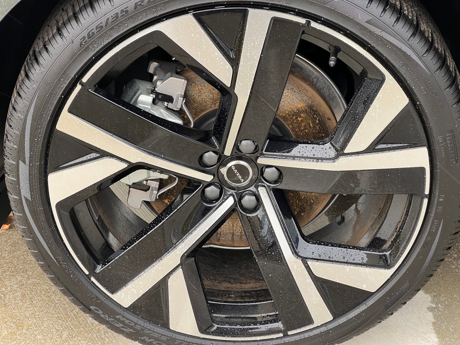 New 2026 Volvo XC60 T8 Ultra image 10