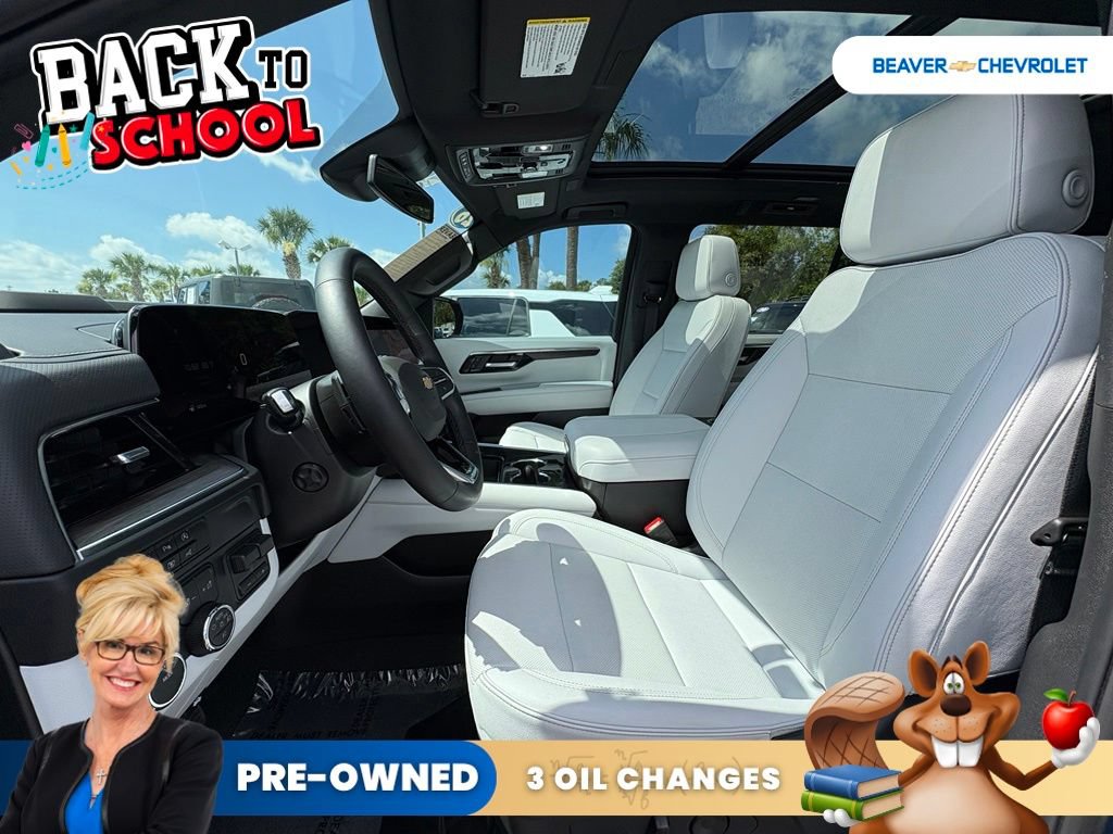Used 2026 Chevrolet Suburban Premier w/ Sun And Tow Package RWD image 13
