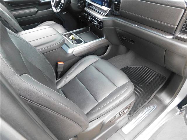 Used 2024 Chevrolet Silverado 2500 LTZ w/ LTZ Convenience Package AWD/4WD image 28