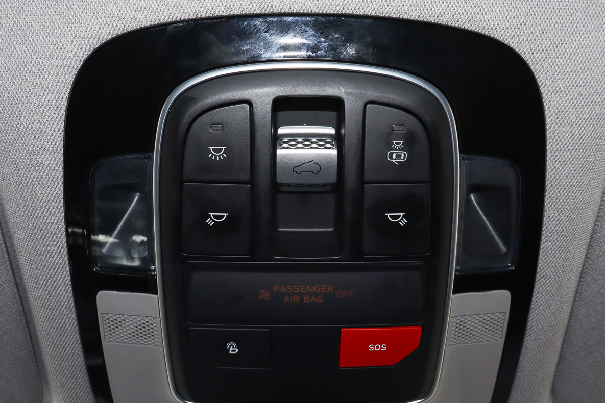 Used 2023 Hyundai Santa Fe Limited image 30