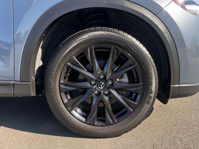 Used 2021 MAZDA CX-5 Carbon Edition image 3