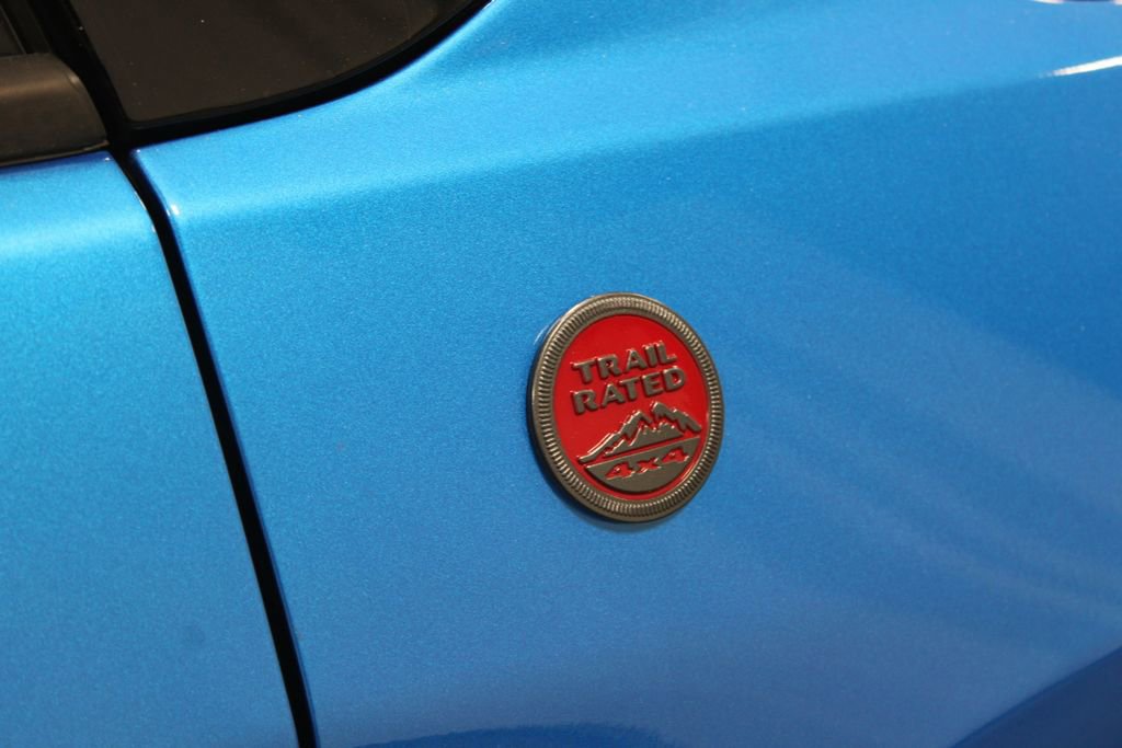 Used 2025 Jeep Compass Trailhawk image 12