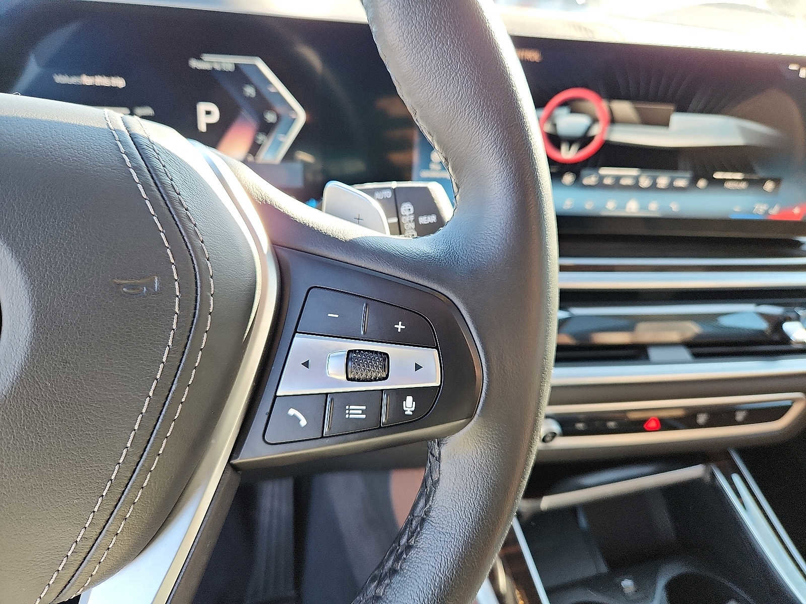 Used 2026 BMW X5 xDrive40i w/ Premium Package image 21