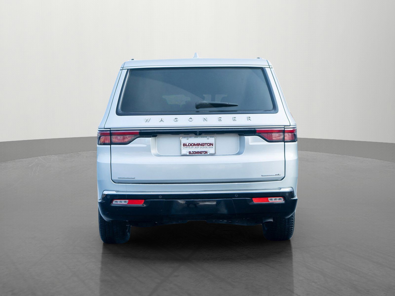 Used 2023 Jeep Wagoneer L Series II image 6