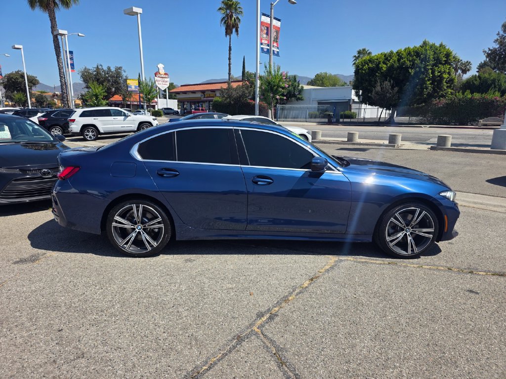 Used 2024 BMW 330i Sedan RWD image 4