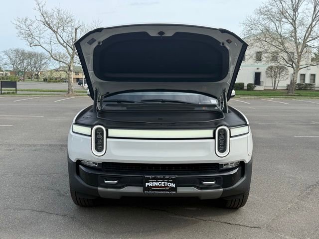 Used 2022 Rivian R1T Adventure image 9