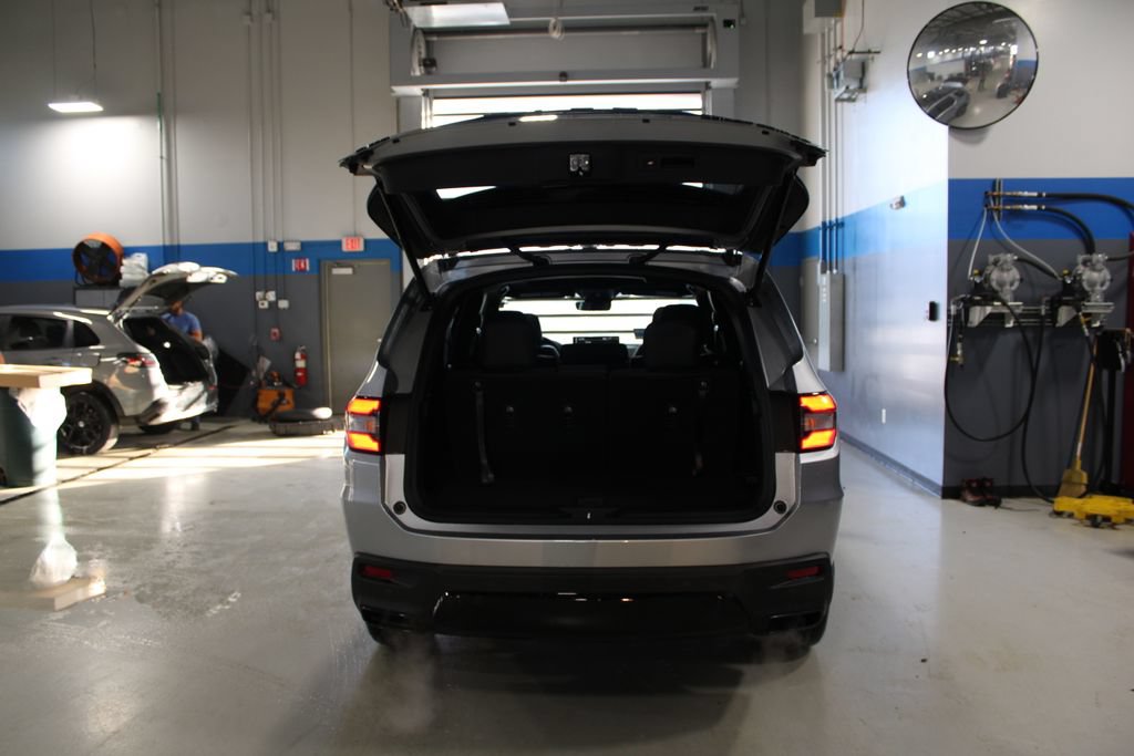 New 2026 Honda Pilot Black Edition image 14