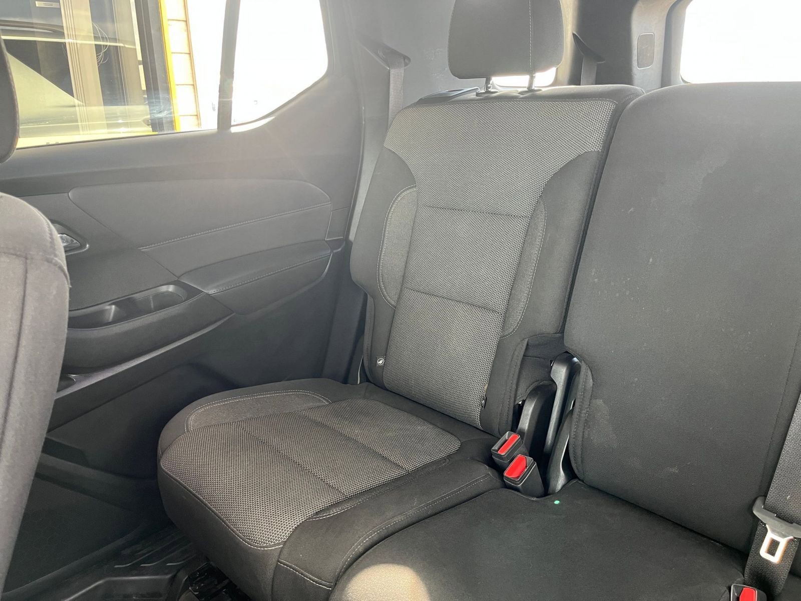 Used 2023 Chevrolet Traverse LT image 38