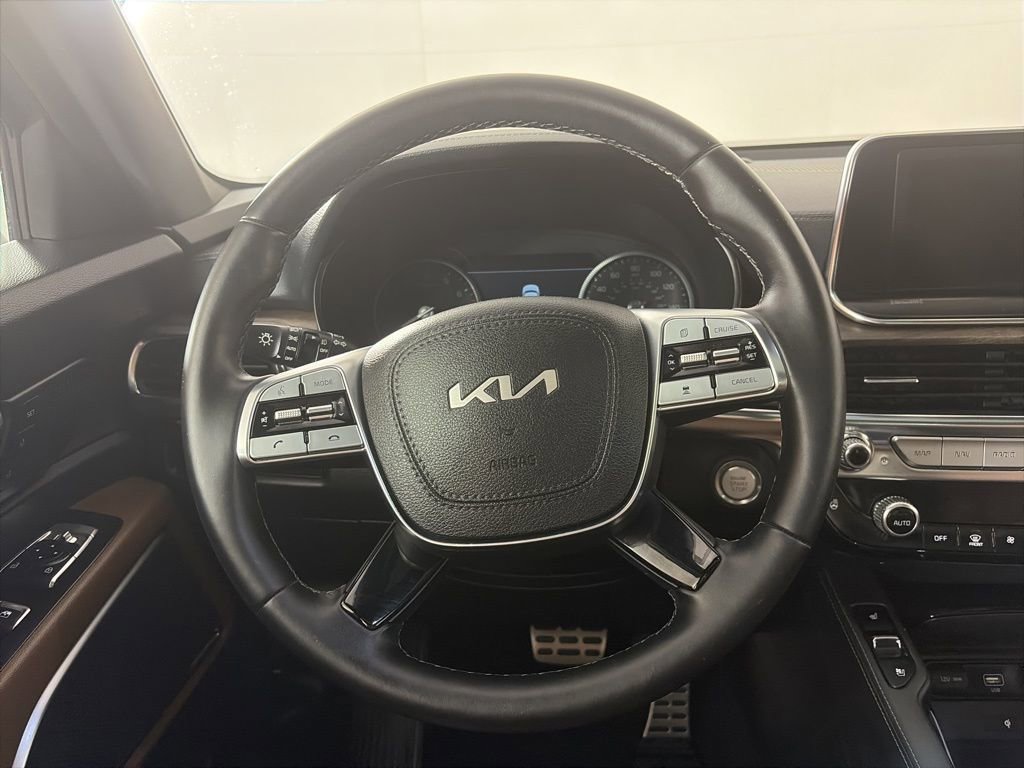 Used 2022 Kia Telluride SX w/ SX Prestige Package image 7