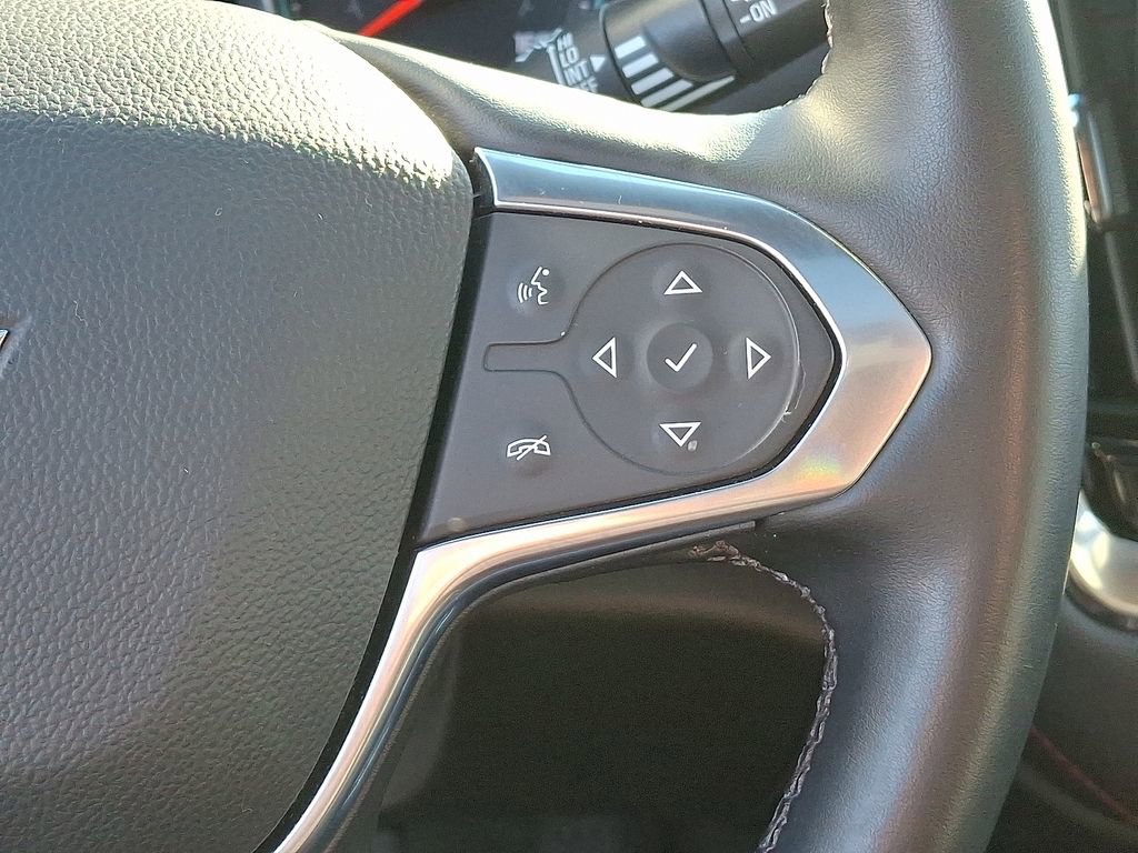 Used 2023 Chevrolet Traverse RS image 31