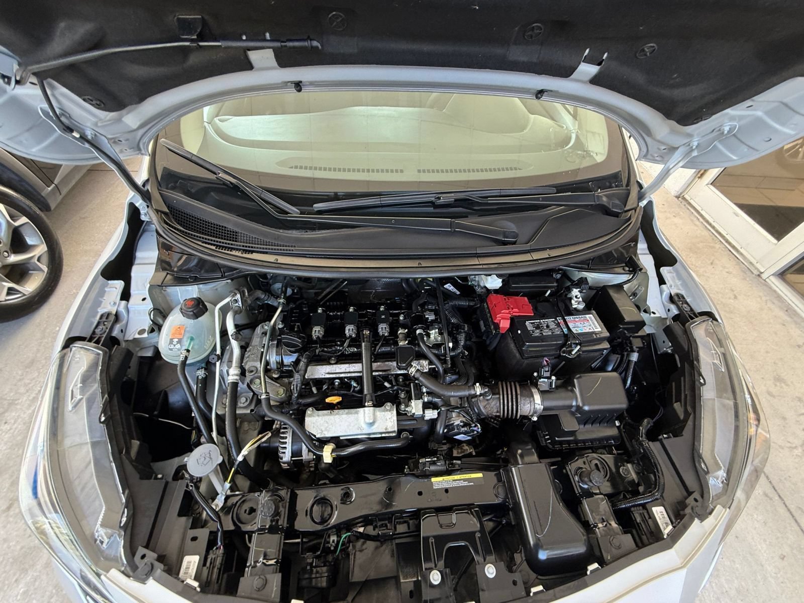 Used 2025 Nissan Versa SV FWD image 30