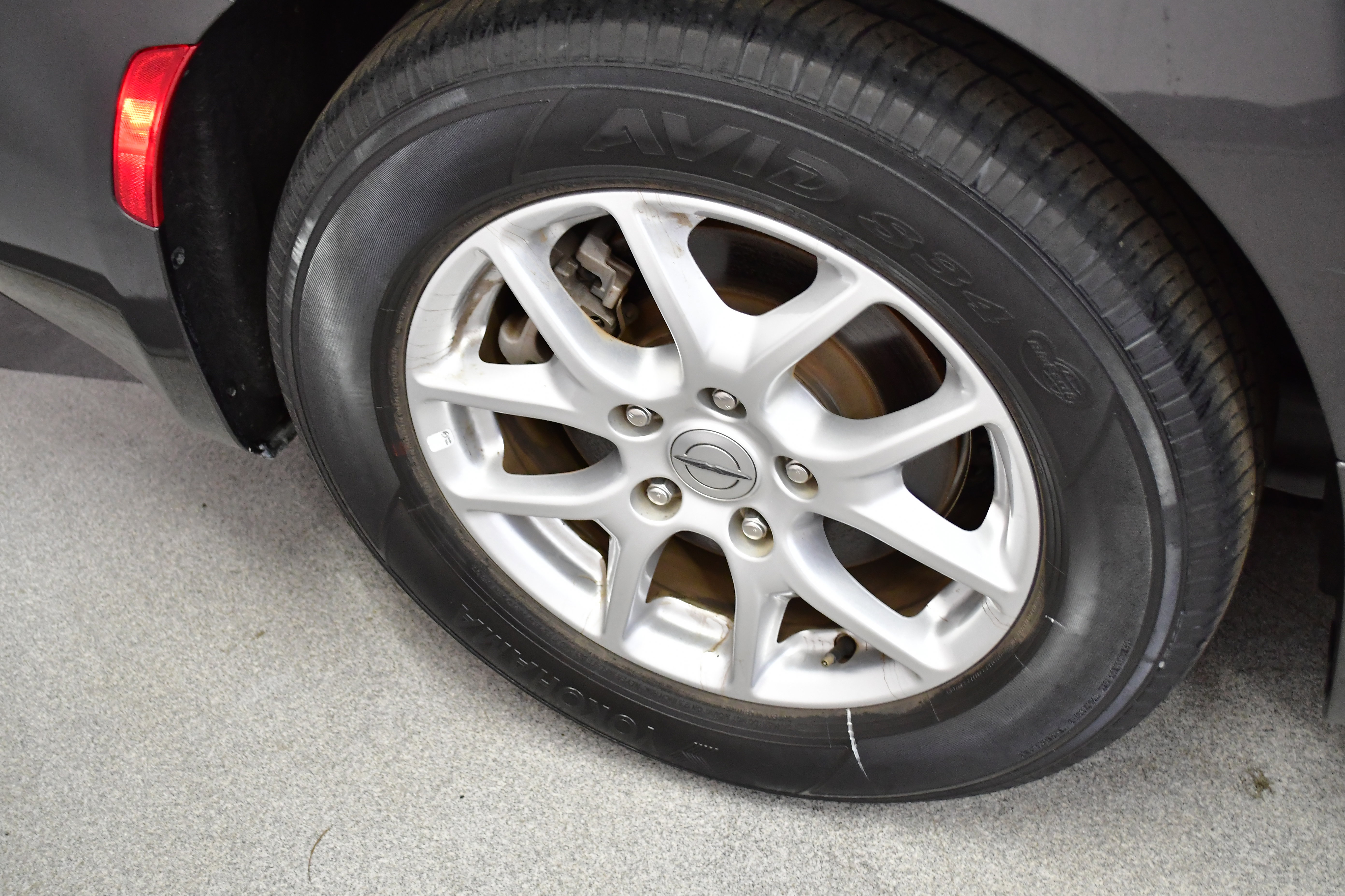Used 2023 Chrysler Pacifica Touring-L FWD image 36