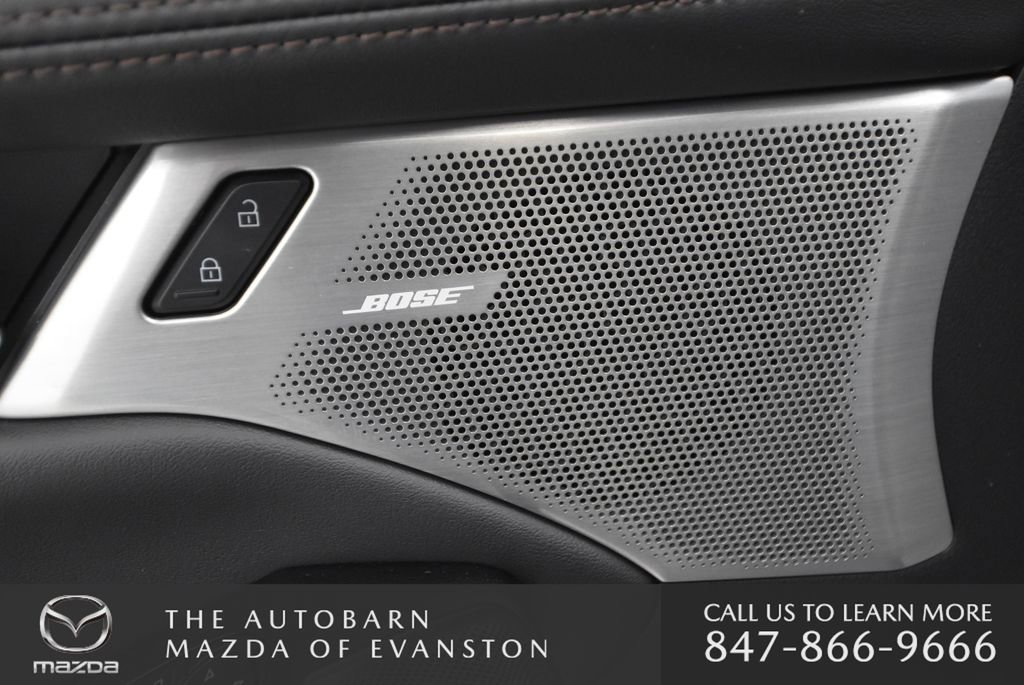 Used 2025 MAZDA MAZDA3 Hatchback w/ Appearance Package image 32