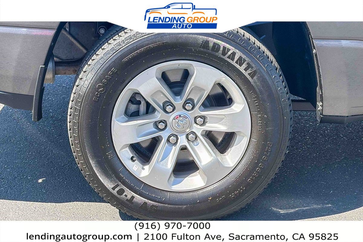 Used 2023 RAM 1500 Laramie AWD/4WD image 10