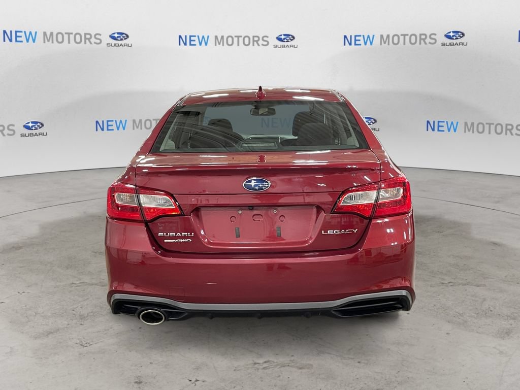 Used 2018 Subaru Legacy 2.5i Premium w/ Moonroof Package AWD/4WD image 4